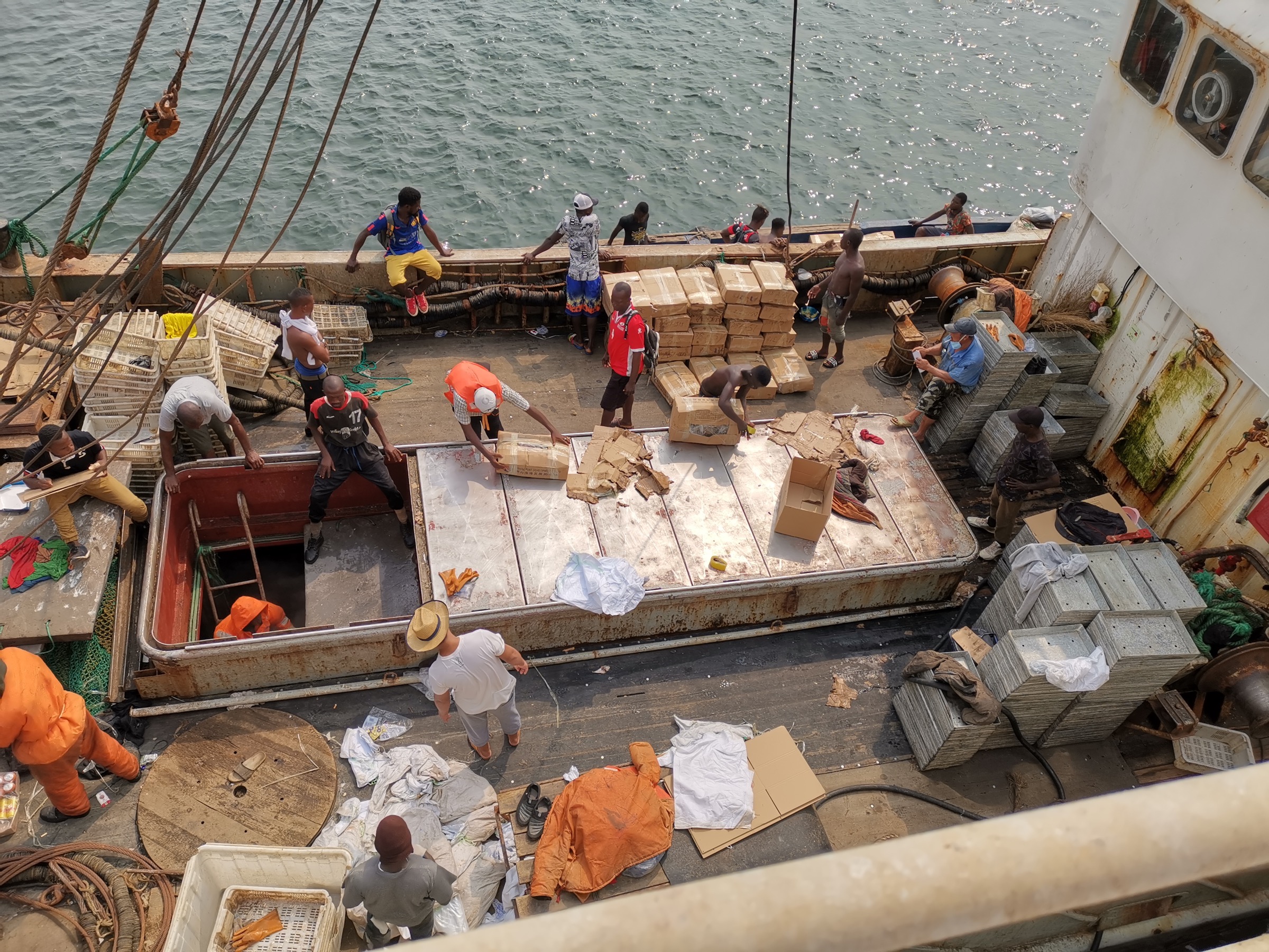 Regent Fishing team working together on deck